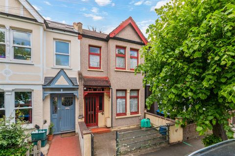 Edna Road, Raynes Park SW20