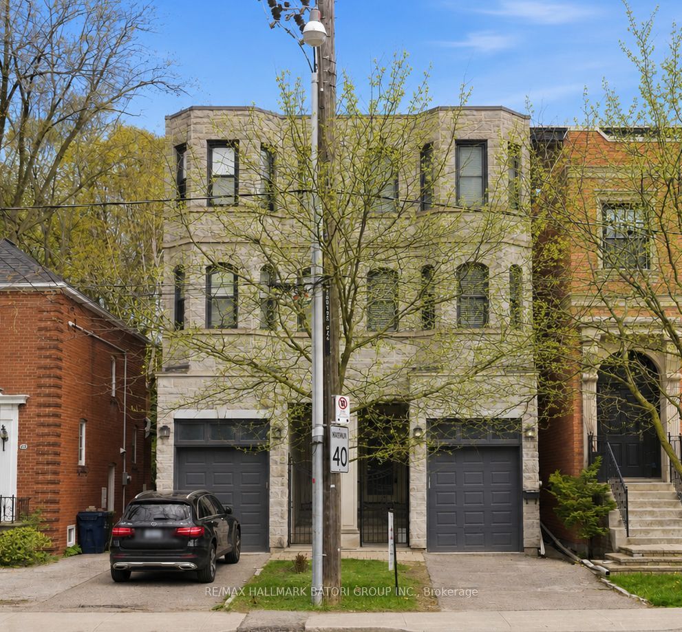 24A Oxton Avenue, Toronto, ON, M5P 1L9
