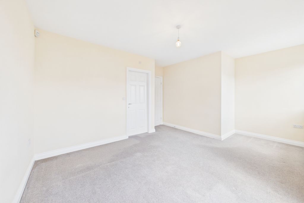 Additional image 13 of 3 bed link detached house to rentHazel Croft, Dore, Sheffield S17