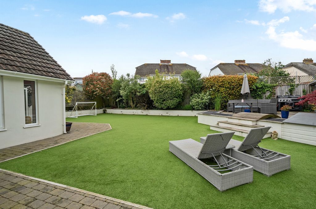 Additional image 21 of 4 bed bungalow to rentMaristow Avenue, Exmouth, Devon EX8