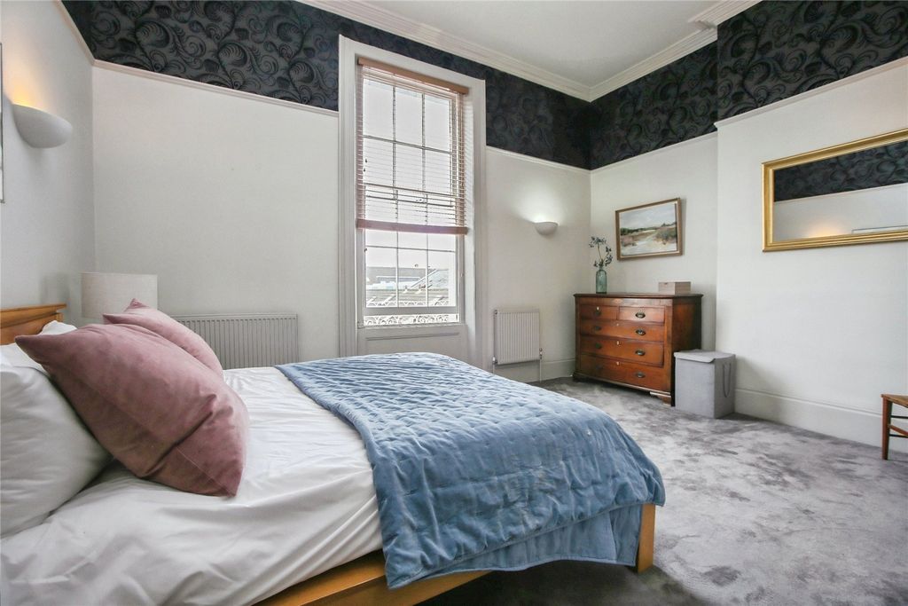 Additional image 15 of 3 bed flat to rentBerkeley Street, Cheltenham, Gloucestershire GL52