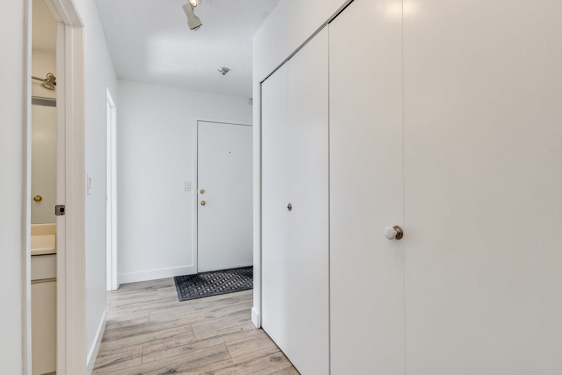 Additional image 6 of 212-3275 Mountain Highway, North Vancouver, BC, V7K 2H4