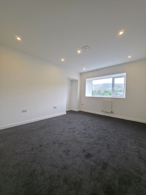 1 bed flat to rent52 Ystrad Road, Ton Pentre CF41