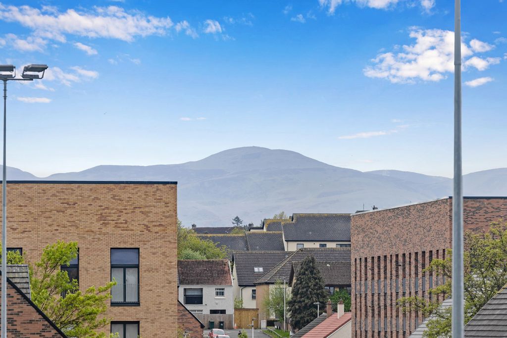 Additional image 15 of 2 bed flat for sale21/8 Muirhouse Parkway, Muirhouse, Edinburgh EH4