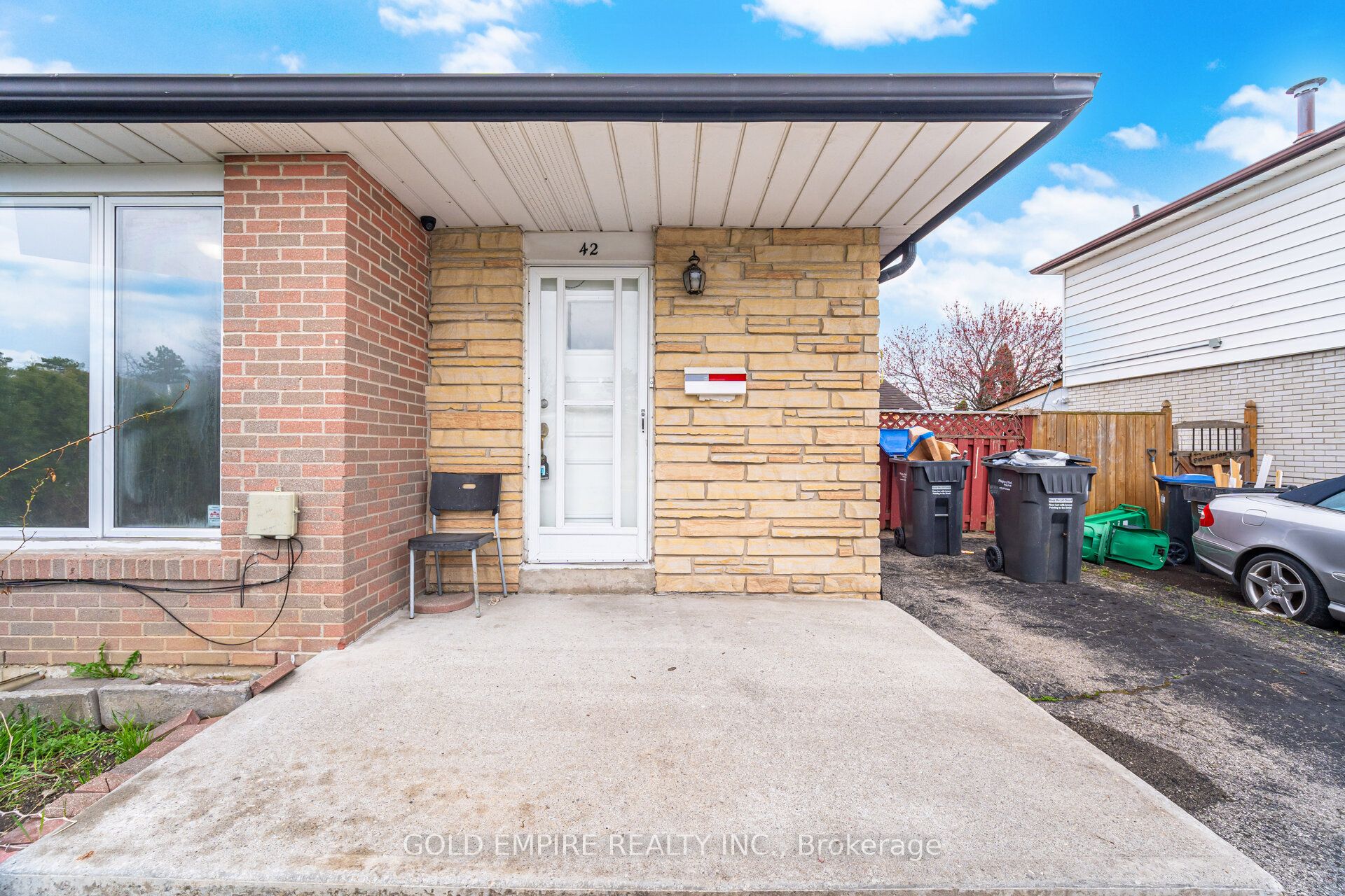42 Flamingo Crescent, Brampton, ON, L6T 2G5 photo 4