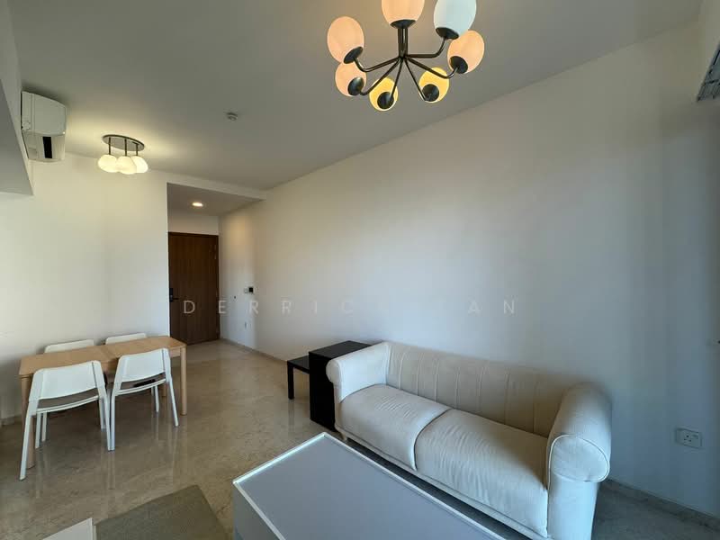 21 Stirling Road photo 2