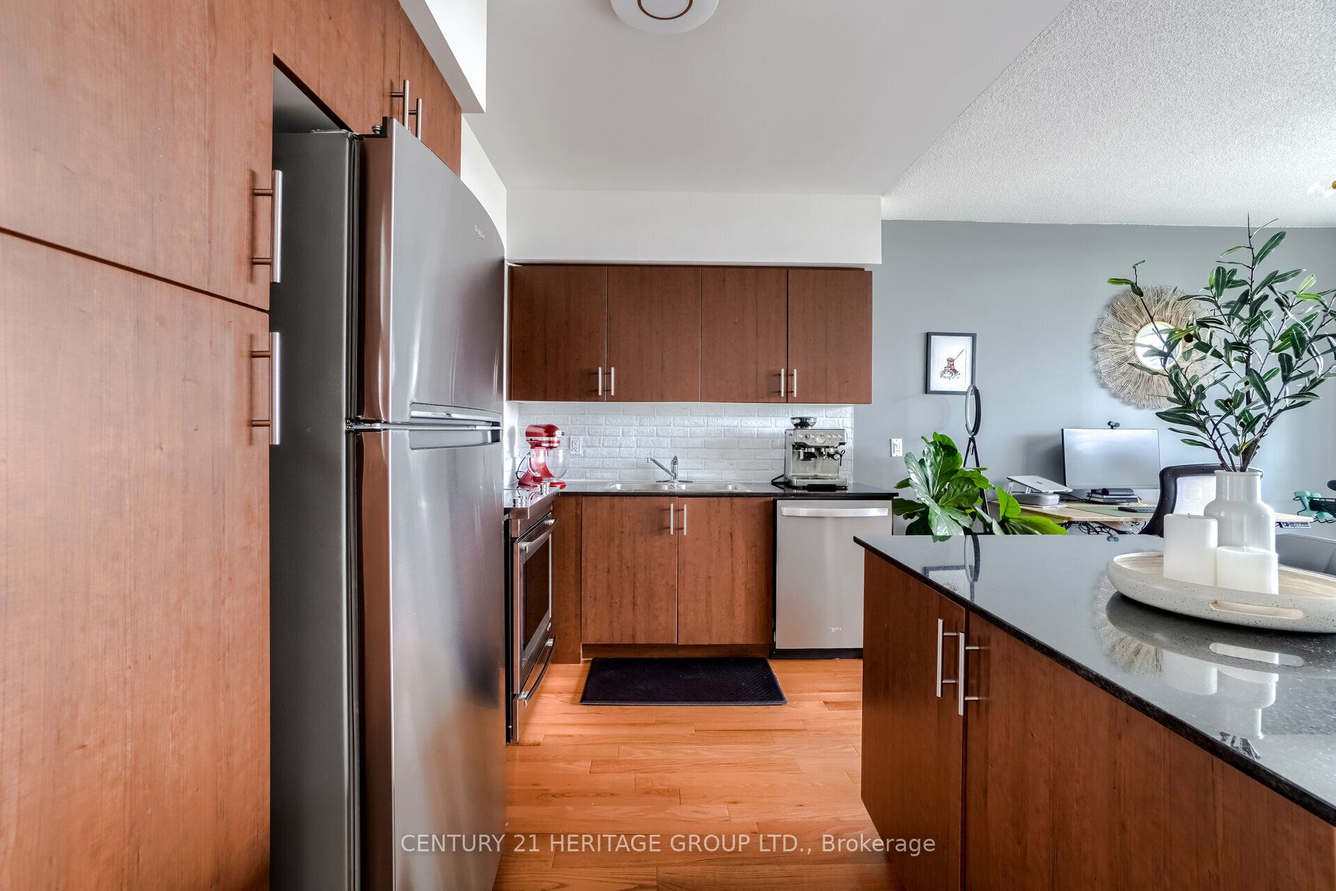Additional image 2 of 1503-15 Legion Road, Toronto, ON, M8V 0A9