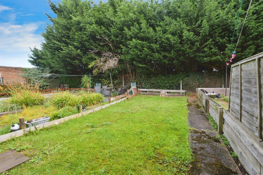 Additional image 12 of 2 bed flat for saleAncaster Court, Scunthorpe DN17