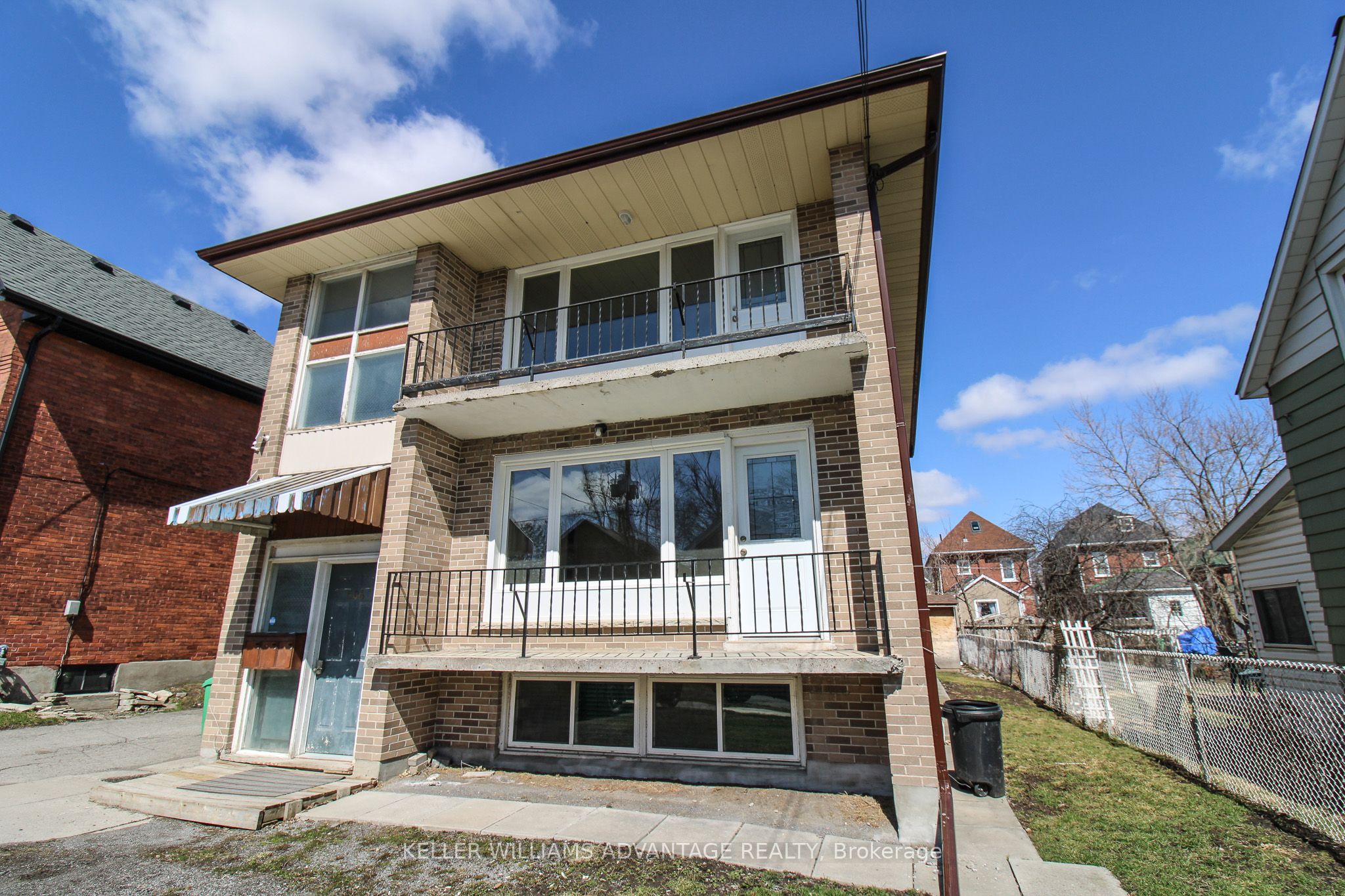 Additional image 2 of Upper-506 Sherbrooke Street, Peterborough, ON, K9J 2P3