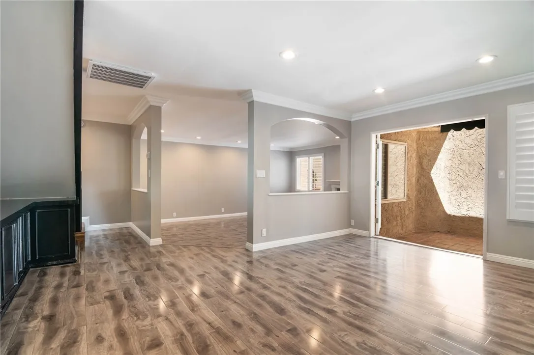 Additional image 34 of 5401 Zelzah Ave Unit 115, Encino, CA 91316
