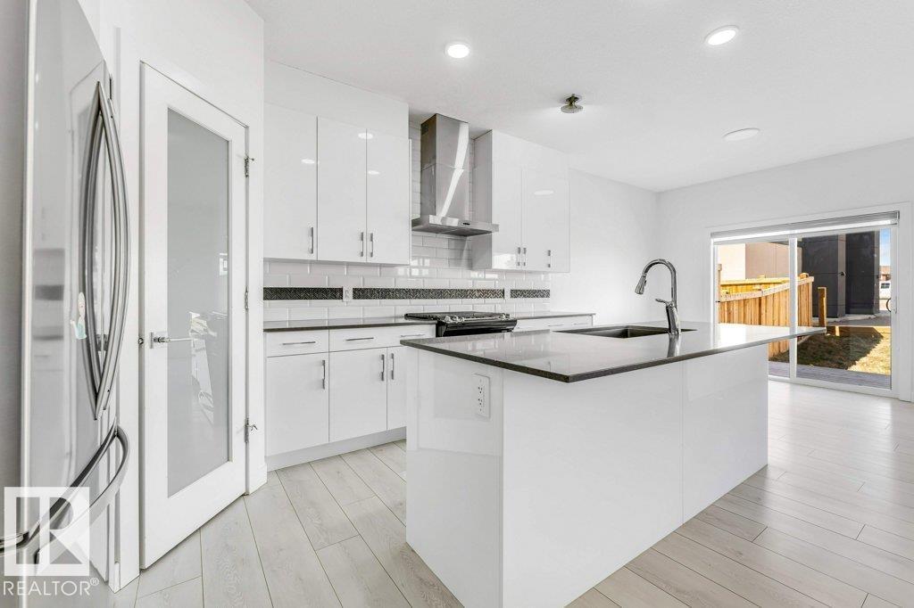 Additional image 4 of 5140 23 Avenue SW, Edmonton, AB, T6X2X4