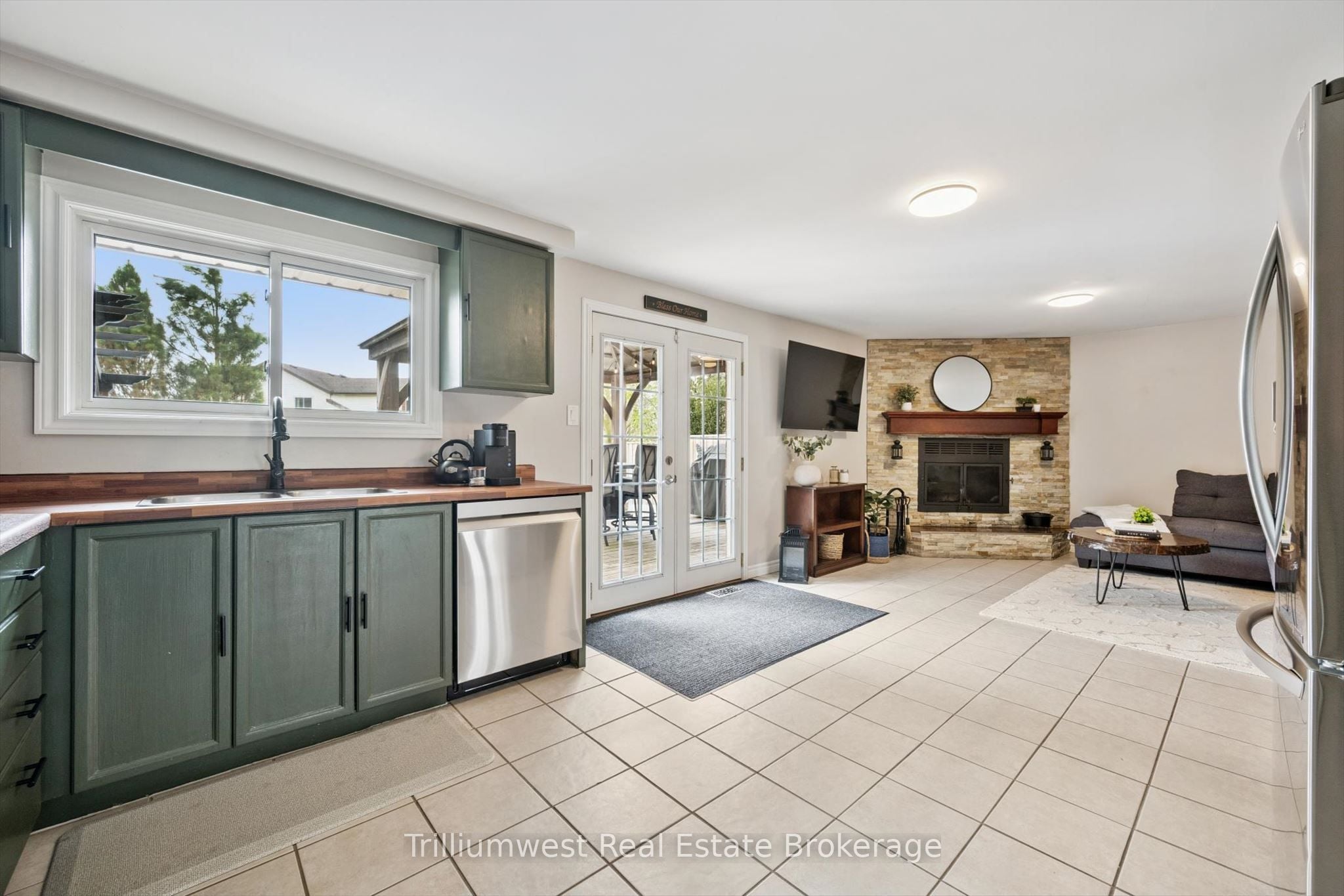 Additional image 4 of 625 Pine Island Crescent, Waterloo, ON, N2V 1T3