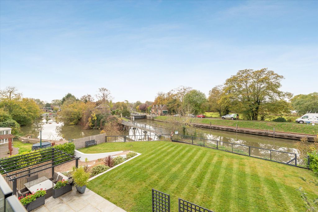 Additional image 20 of 4 bed detached house to rentHam Island, Old Windsor, Windsor, Berkshire SL4