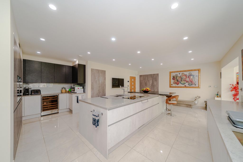 Additional image 7 of 6 bed detached house for saleBarlows Road, Edgbaston B15