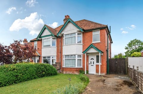 Channels Farm Road, Stoneham, Southampton, Hampshire SO16