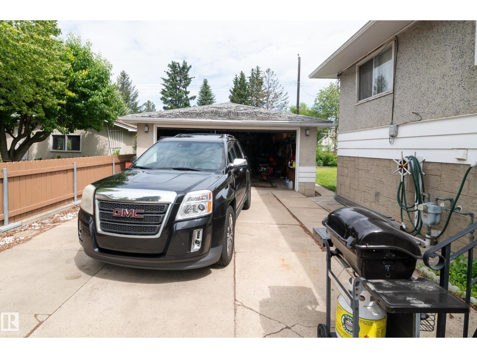 Additional image 5 of 8316 73 Avenue NW, Edmonton, AB, T6C0E2