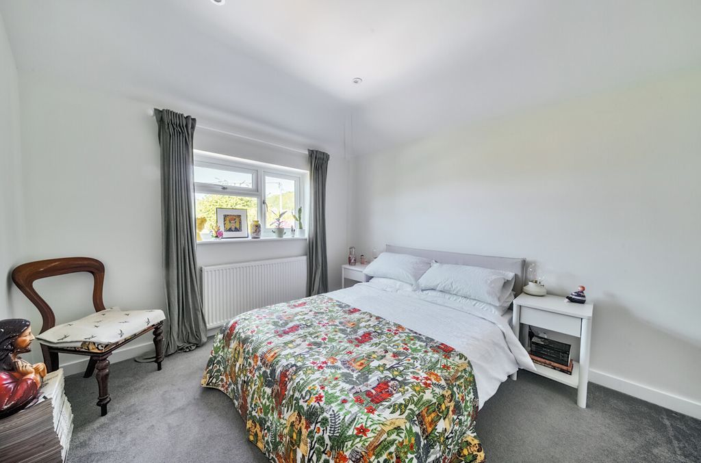 Additional image 16 of 4 bed semi-detached house for saleHaslemere, Surrey GU27