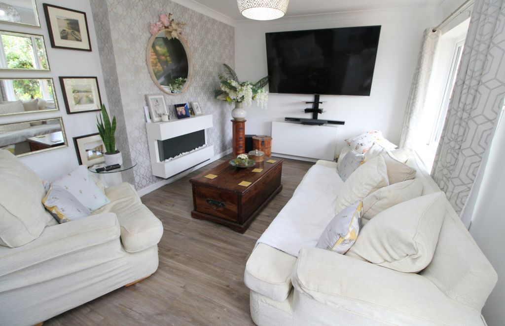 Additional image 3 of 2 bed bungalow for saleTudor Grove, Kinmel Bay LL18
