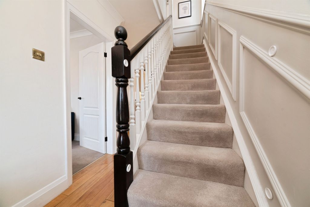 Additional image 10 of 3 bed semi-detached house for saleKingtree Avenue, Cottingham HU16