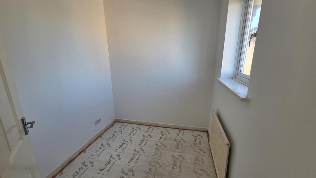Additional image 8 of 3 bed semi-detached house for saleWycliffe Grove, Peterborough PE4
