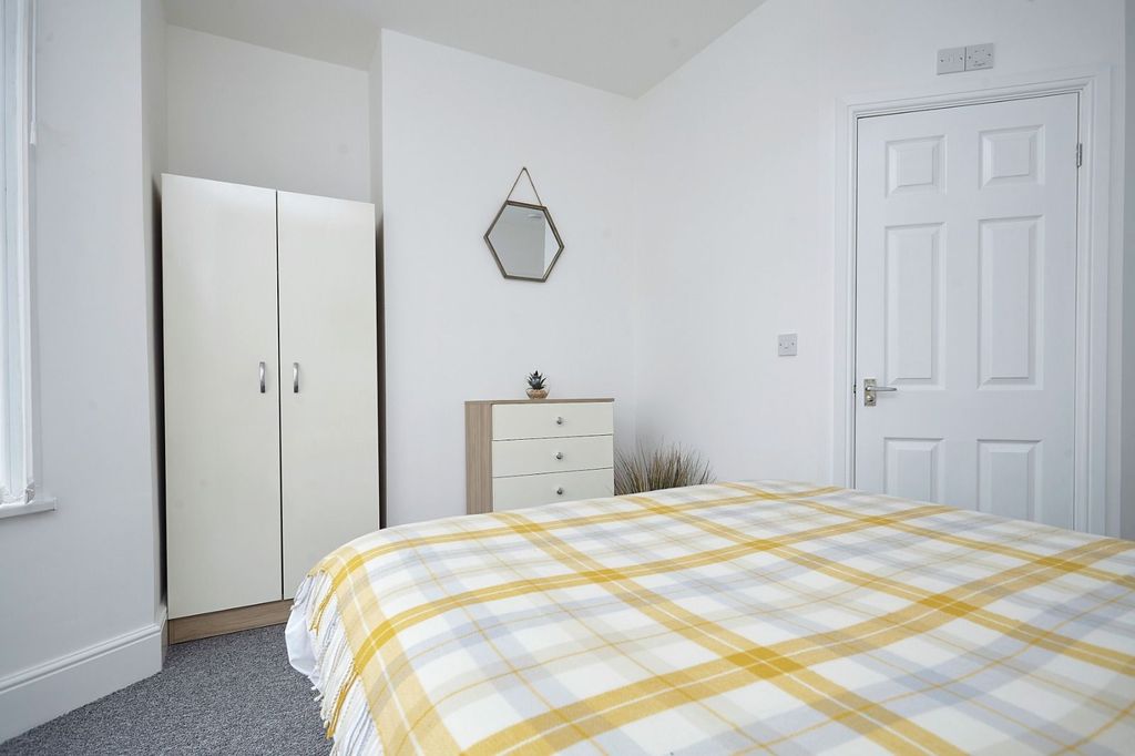 Additional image 3 of 5 bed terraced house to rentMelrose Street, Hull HU3