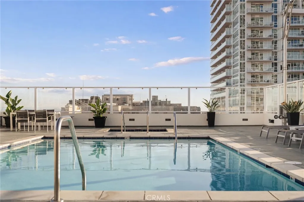 Additional image 16 of 939 S Broadway #1001, Los Angeles, CA 90015