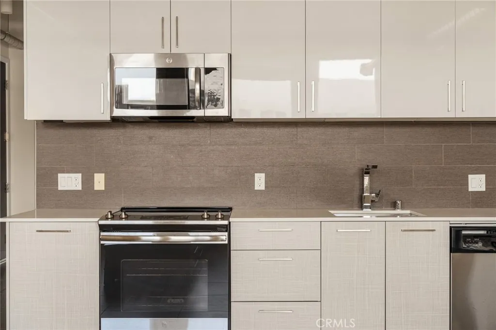 Additional image 10 of 939 S Broadway #1001, Los Angeles, CA 90015