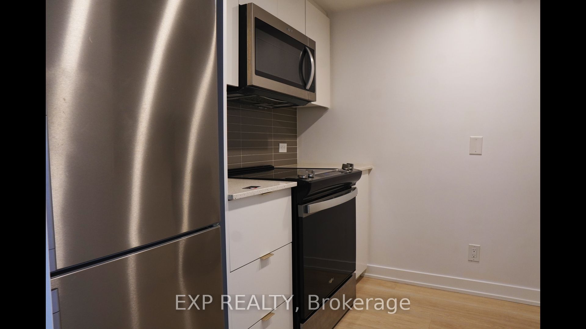 Additional image 4 of 217-30 Tretti Way, Toronto, ON, M3H 0E3