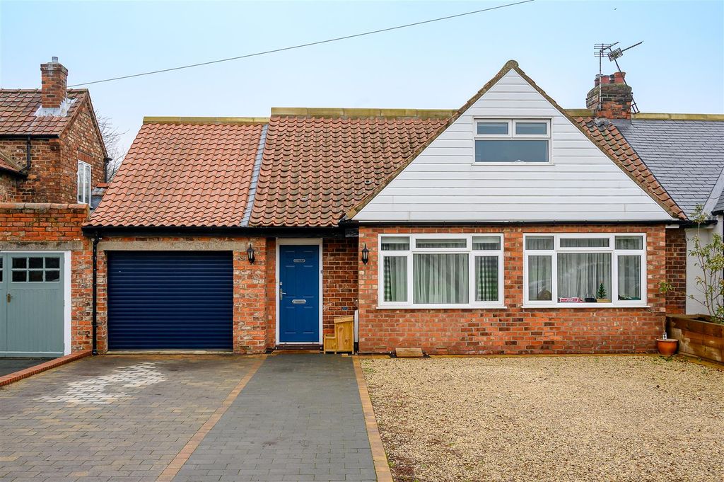 Additional image 16 of 5 bed semi-detached house to rentHopgrove Lane North, Malton Rd, York YO32