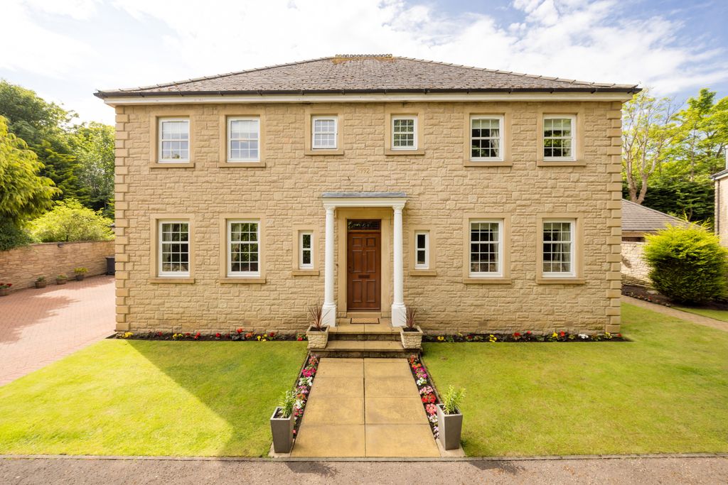 Additional image 2 of 5 bed villa for sale1 South Steil, Glenlockhart, Edinburgh EH10