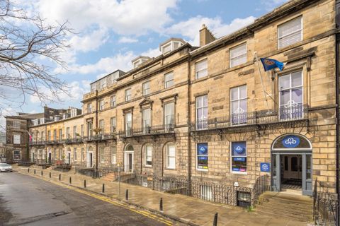 2F, 17 Coates Crescent, Edinburgh EH3