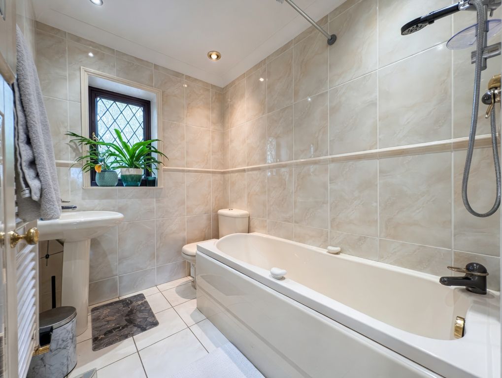 Additional image 12 of 4 bed detached house to rentOld Barber, Harrogate HG1