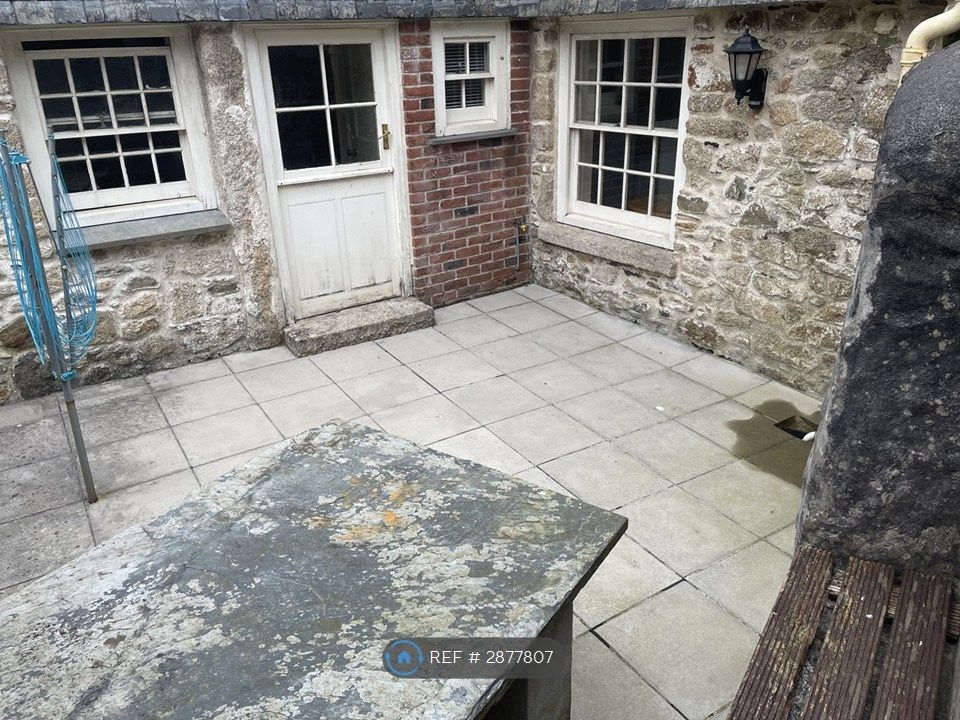 Additional image 3 of 5 bed terraced house to rentBroad St, Penryn TR10
