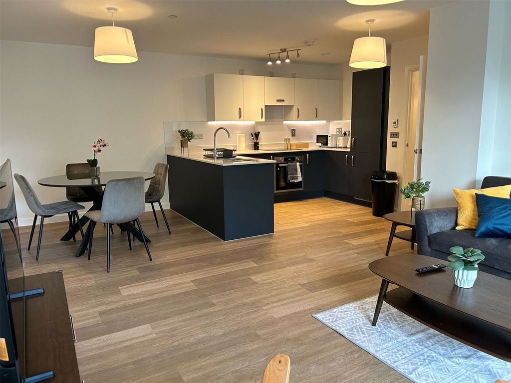 Additional image 7 of 2 bed flat to rentSpitfire Chase, Walton-On-Thames, Surrey KT12
