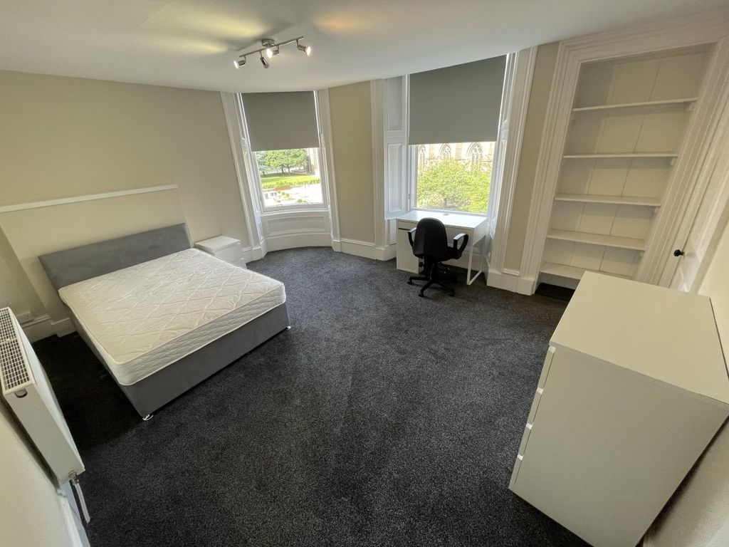 4 bed flat to rent2 Union Street, Dundee DD1