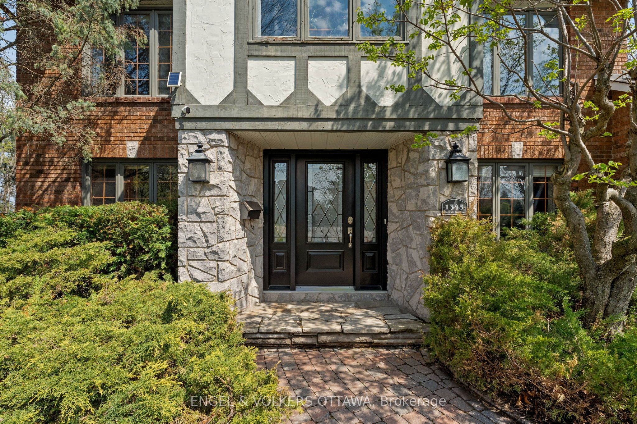 Additional image 4 of 1345 De Papillon Place, Ottawa, ON, K4A 1Y9