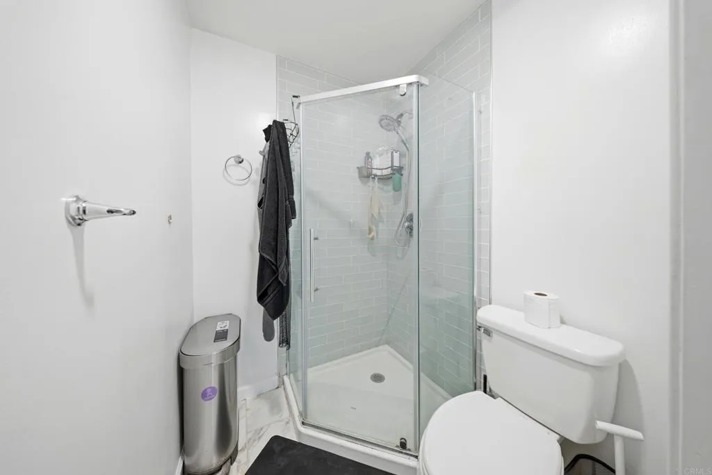 Additional image 19 of 341 N Melrose Drive Unit E, Vista, CA 92083