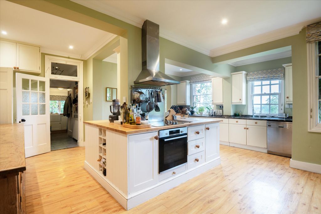 Additional image 10 of 9 bed detached house for saleKintbury, Hungerford, Berkshire RG17