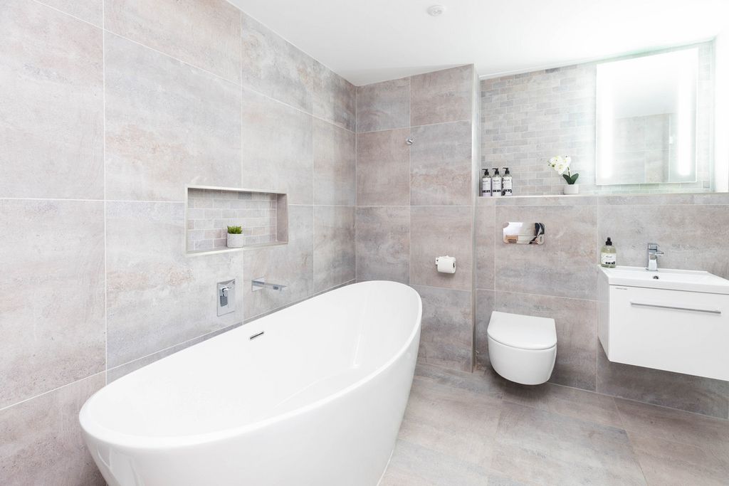 Additional image 17 of 7 bed detached house for saleTrevean Way, Newquay TR7