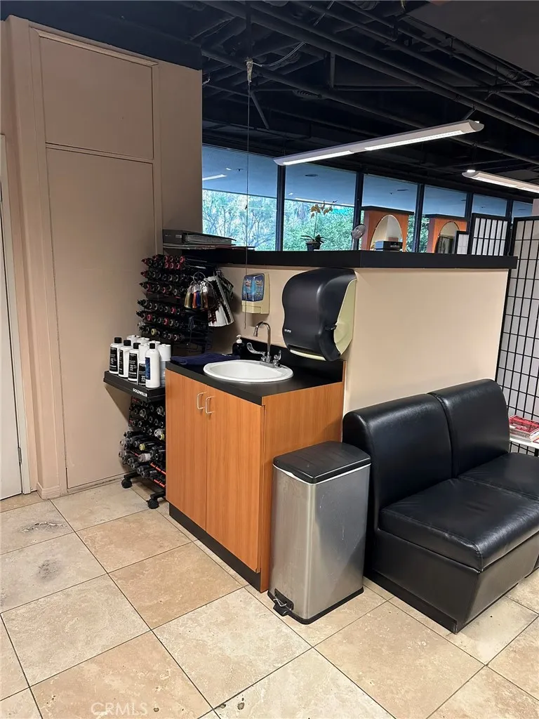 Additional image 50 of , Los Angeles, CA 90071