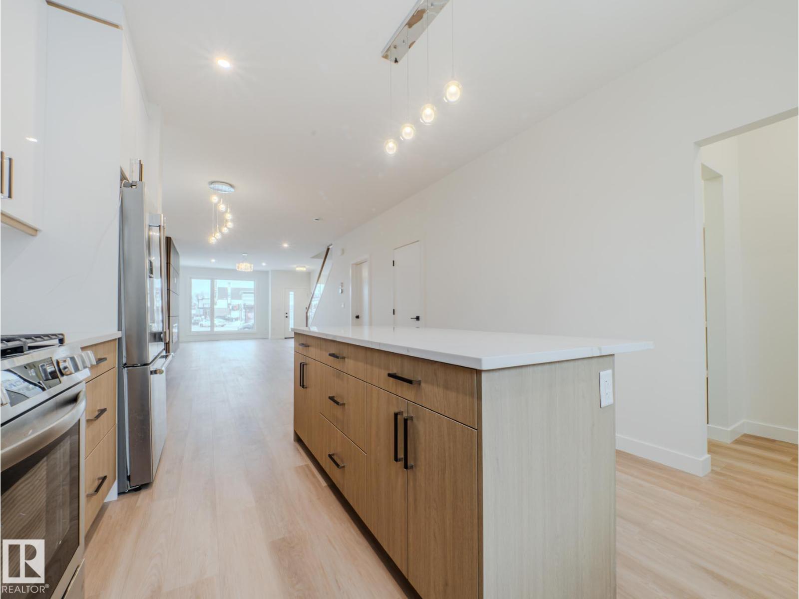 Additional image 6 of 8713 149 Street NW, Edmonton, AB, T5R1B5