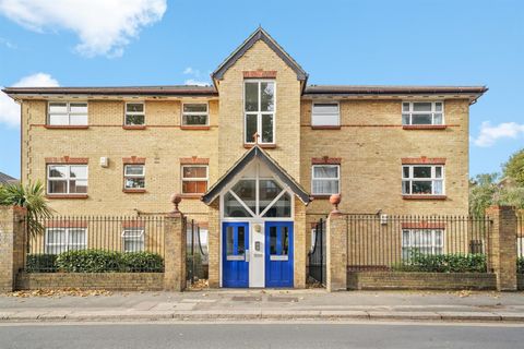 Acton Lane, London W4