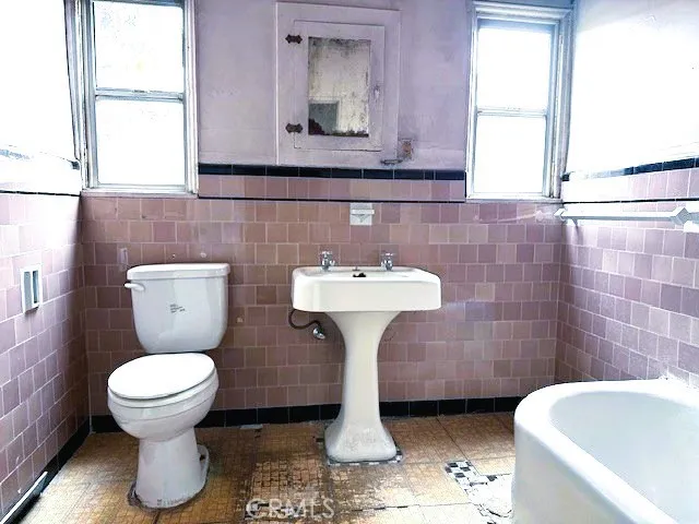 Additional image 35 of 9432 S Hobart Boulevard, Los Angeles, CA 90047