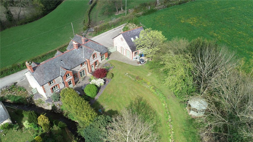 Additional image 2 of 5 bed detached house for saleRhyd-Y-Meudwy, Ruthin, Denbighshire LL15