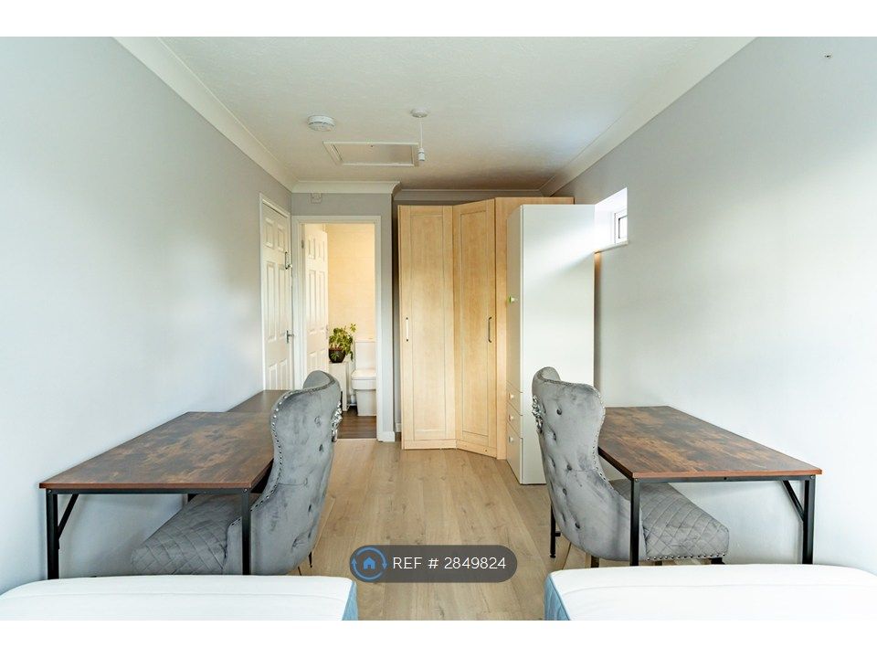 Additional image 13 of 6 bed detached house to rentHuckley Way, Bradley Stoke, Bristol BS32