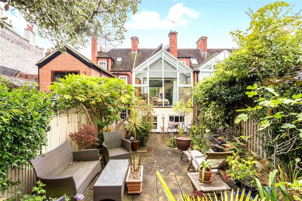 Additional image 15 of 4 bed terraced house to rentPark Street, Windsor, Berkshire SL4