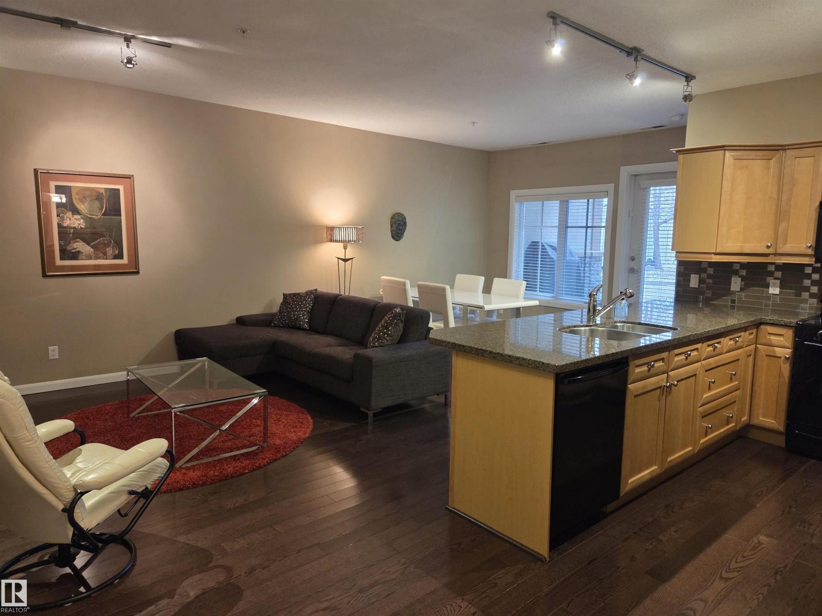 109-160 Magrath Road NW, Edmonton, AB, T6R3T7