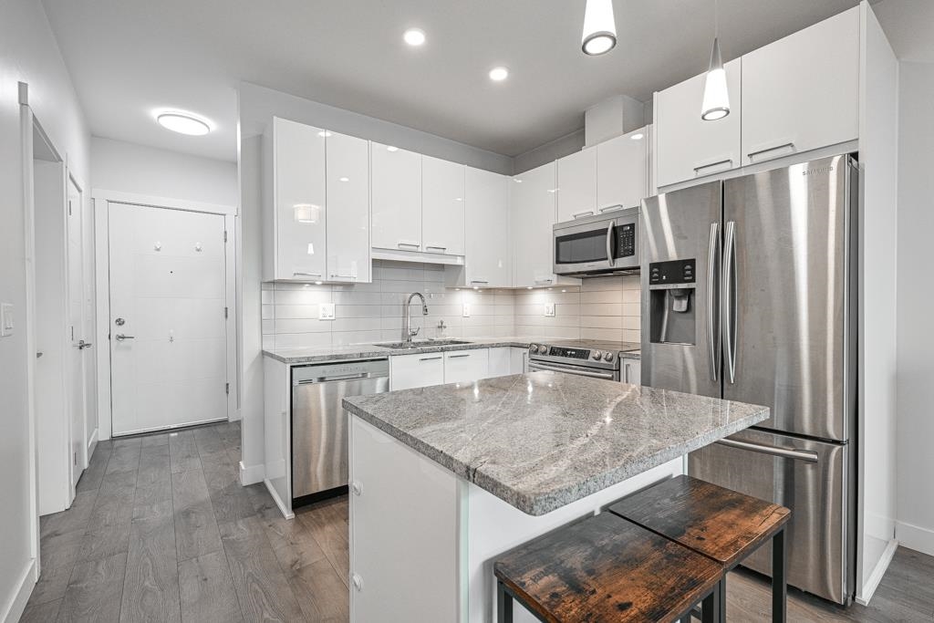 Additional image 4 of 503-20696 Eastleigh Crescent, Langley, BC, V3A 0M3
