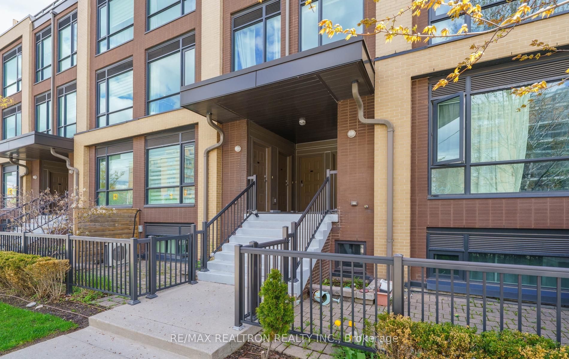 Additional image 3 of 206-639 Lawrence Avenue W, Toronto, ON, M6A 1A9