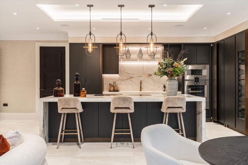 Additional image 6 of 6 bed detached house for saleWentworth Drive, Virginia Water, Surrey GU25